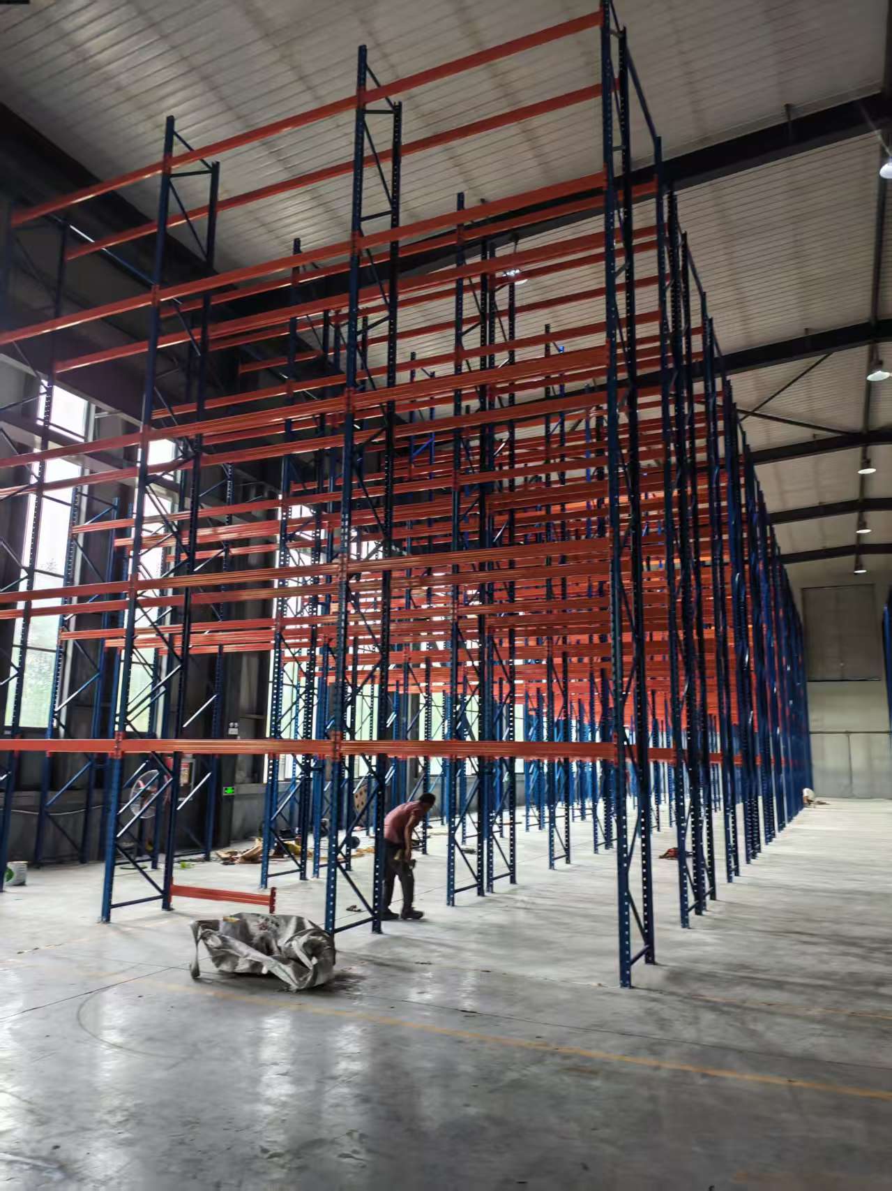 项目落地｜莱芜新材料企业窄巷道货架工程圆满完工